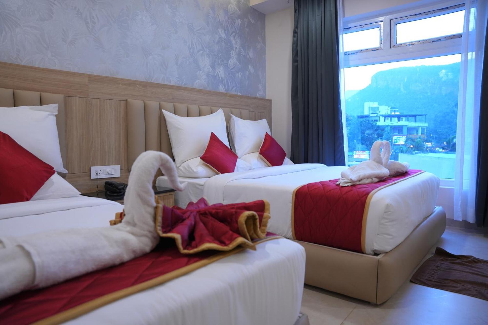 Kvp Golden Inn Tirupati Exterior foto